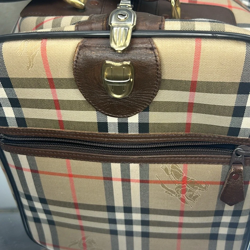 Burberry House Check Boston Bag